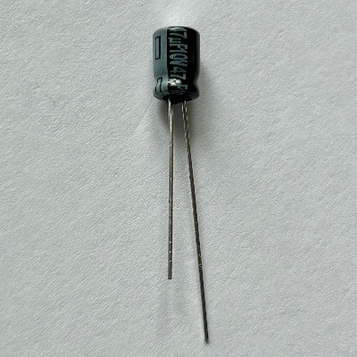 5 x Aluminum Electrolytic Capacitor 47uF 10V 5x7mm Panasonic